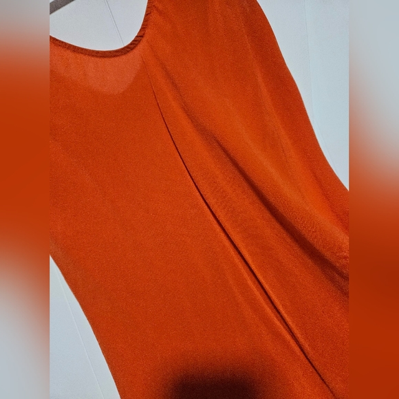 Aritzia Wilfred Silk XS tangerine tank - Picture 3 of 3
